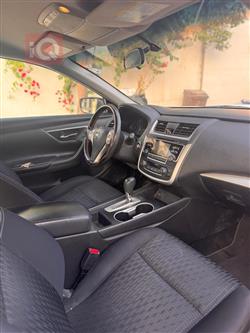 نيسان ألتيما